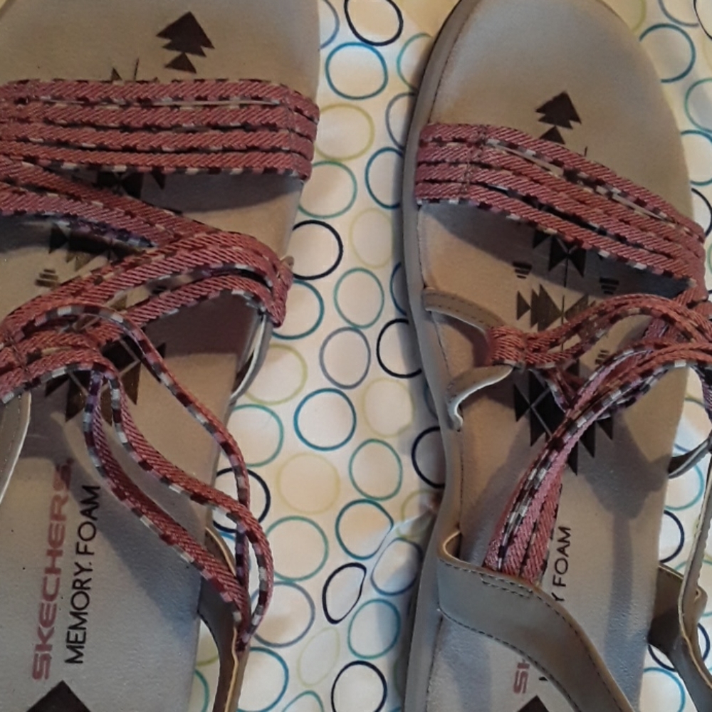 Sandles